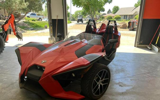 2016 Polaris® Slingshot SL Red Pearl