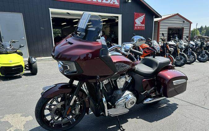 2023 Indian Motorcycle® Challenger® Limited Maroon Metallic