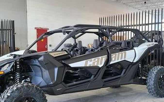 2023 Can-Am® MAV MAX RS 72 TURBRR CGY CALI 23 - FLOOR BUILD