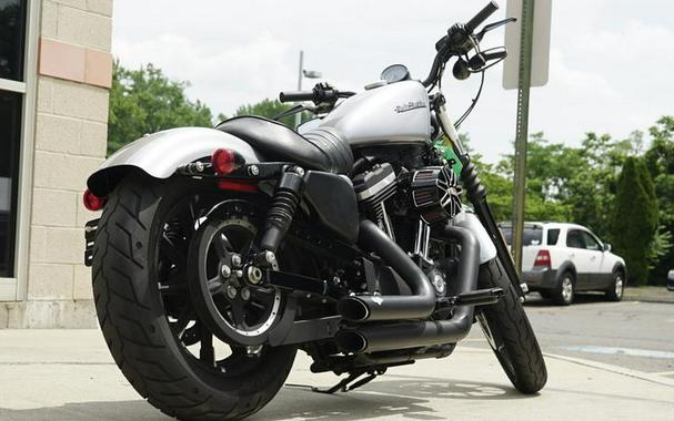 2018 Harley-Davidson® XL883N - Sportster® Iron 883™