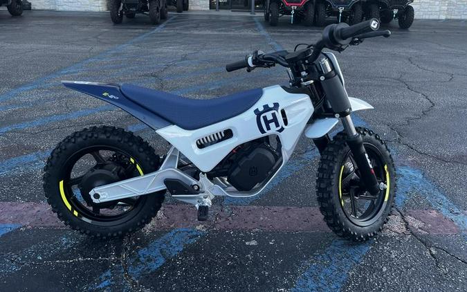 2024 Husqvarna EE 2 First Look [7 Fast Facts, 27 Photos]