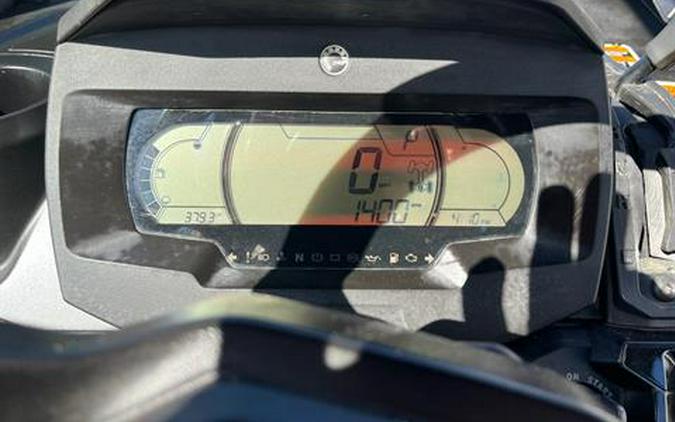 2022 Can-Am Defender MAX X MR HD10