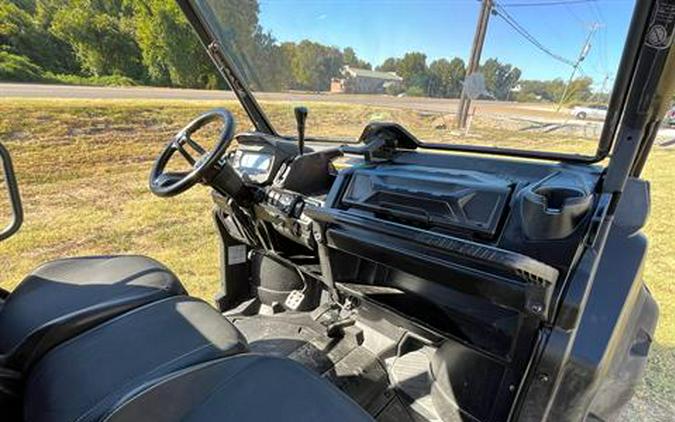2022 Can-Am Defender MAX X MR HD10