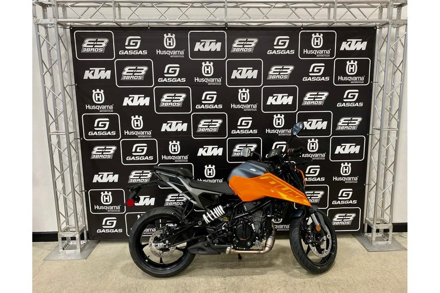 2024 KTM Duke 250