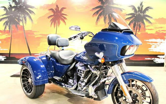 2023 Harley-Davidson® FLTRT - Road Glide® 3