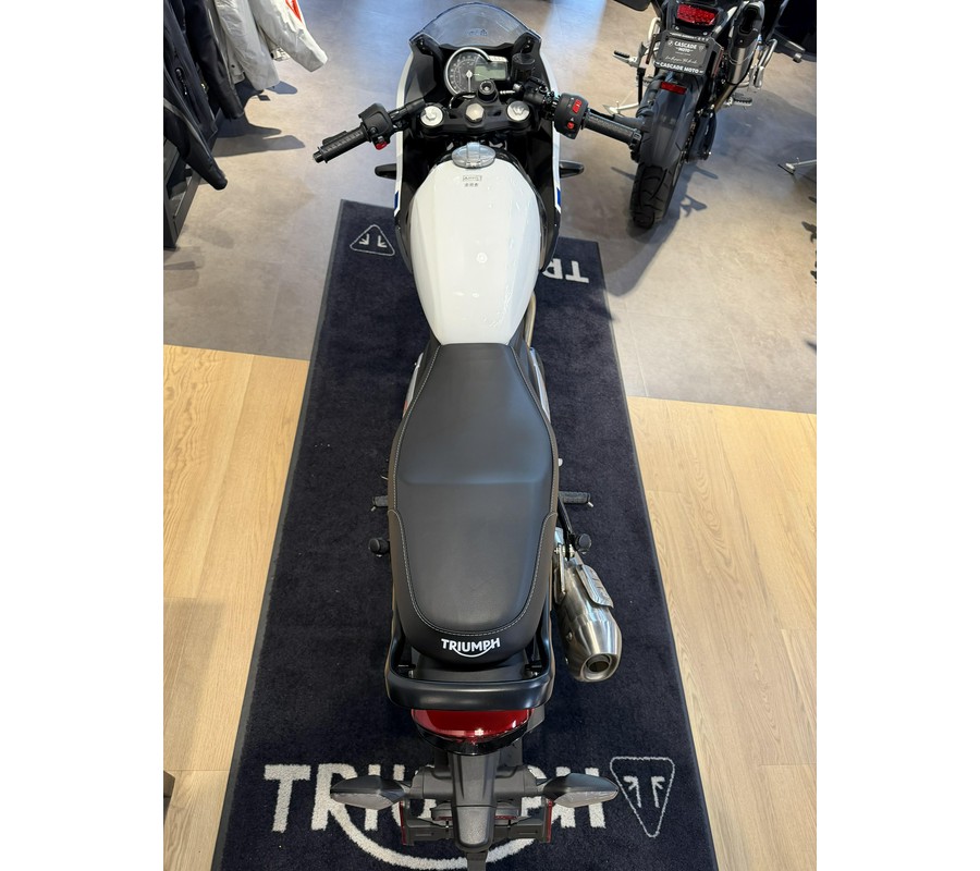 2026 Triumph Thruxton 400 DEMO