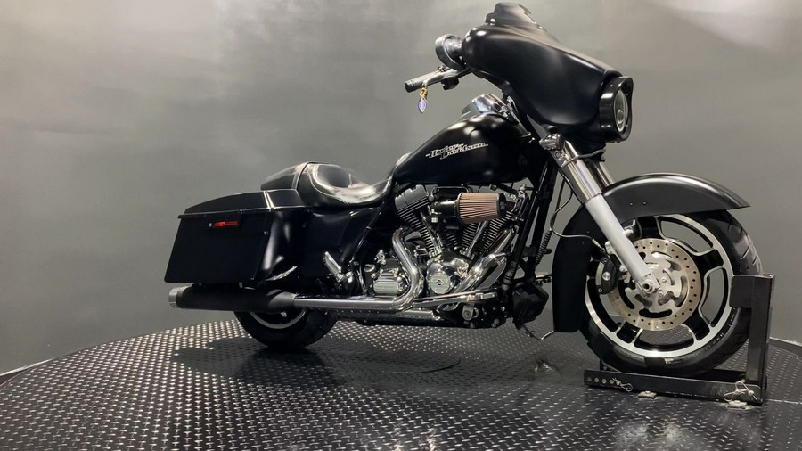 2012 Harley-Davidson® FLHX - Street Glide®