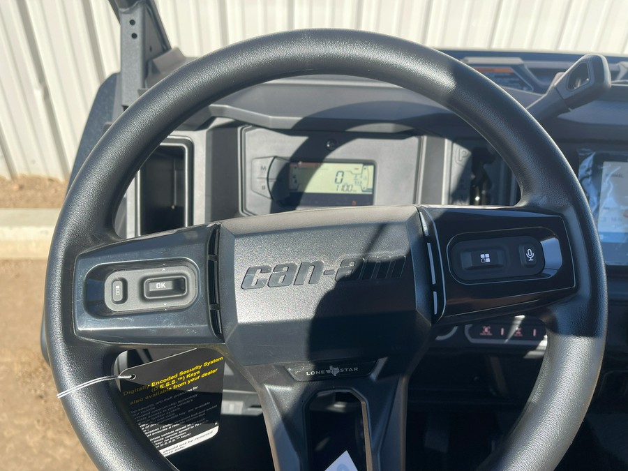 2026 Can-Am Defender MAX Lone Star HD11