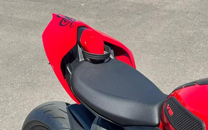 2022 Ducati Streetfighter V2