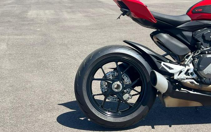 2022 Ducati Streetfighter V2