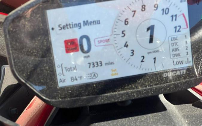 2022 Ducati Streetfighter V2