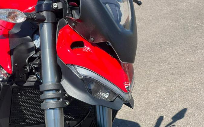 2022 Ducati Streetfighter V2
