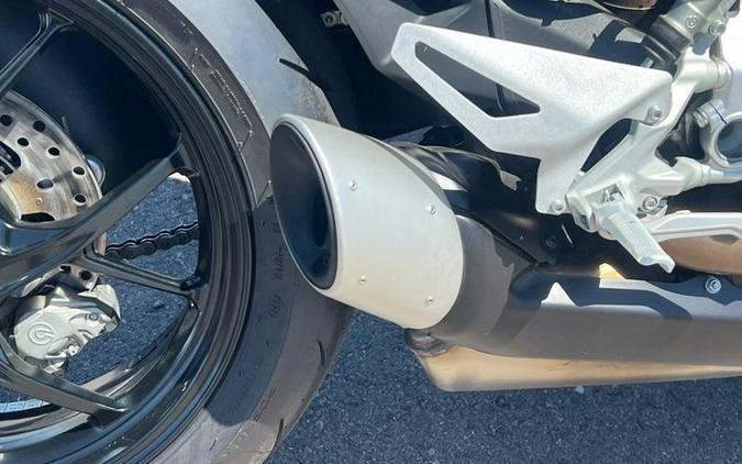 2022 Ducati Streetfighter V2