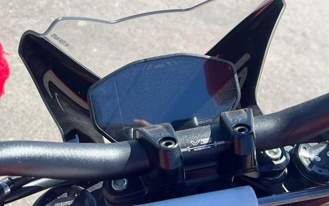 2022 Ducati Streetfighter V2
