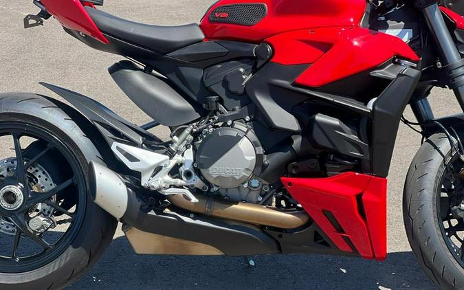 2022 Ducati Streetfighter V2
