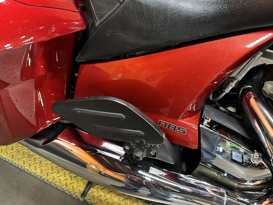 2013 Victory Motorcycles Cross Country Sunset Red