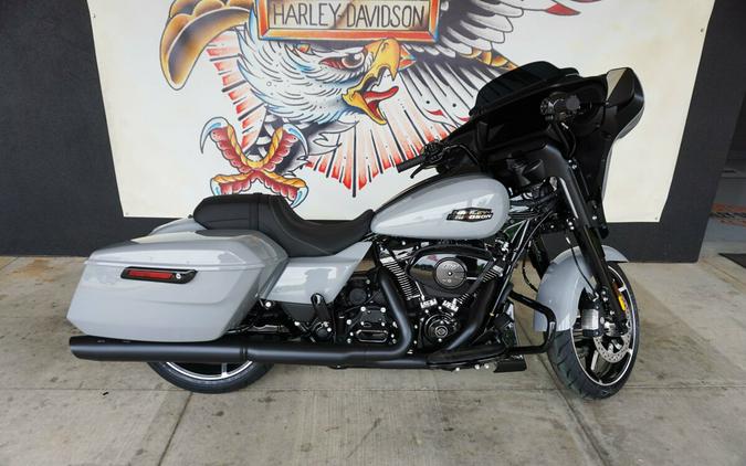 2024 Harley-Davidson Street Glide® Billiard Gray