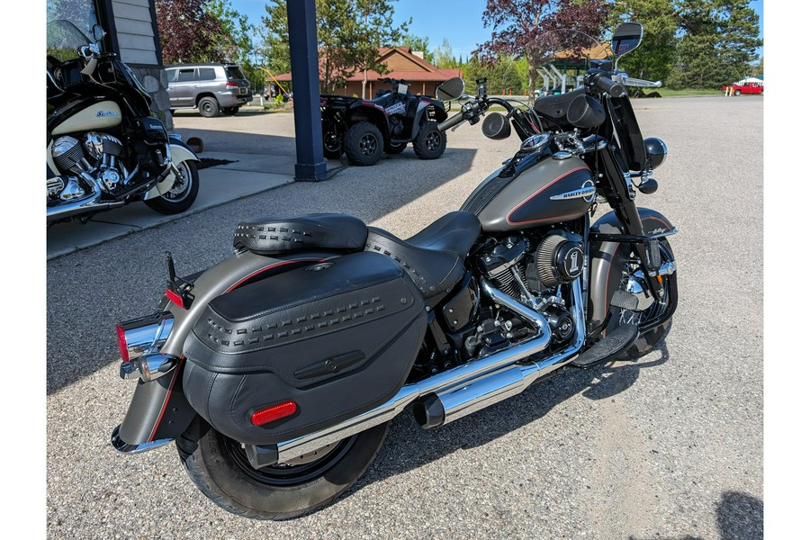 2018 Harley-Davidson® Heritage Classic 114"