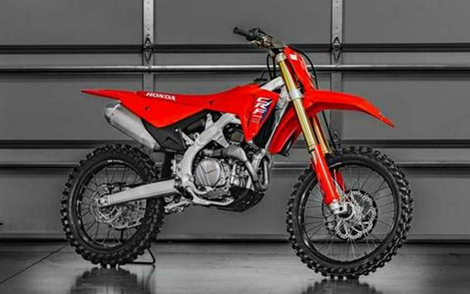 2025 Honda CRF450R Review [First Ride at Ironman Raceway]