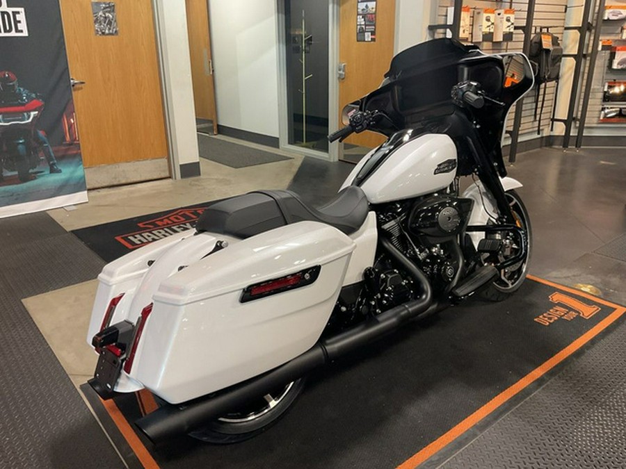 2025 Harley-Davidson FLHX - Street Glide