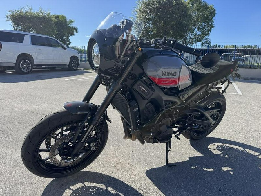 2016 Yamaha XSR900™ Abarth