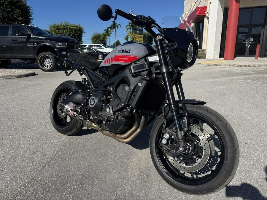 2016 Yamaha XSR900™ Abarth