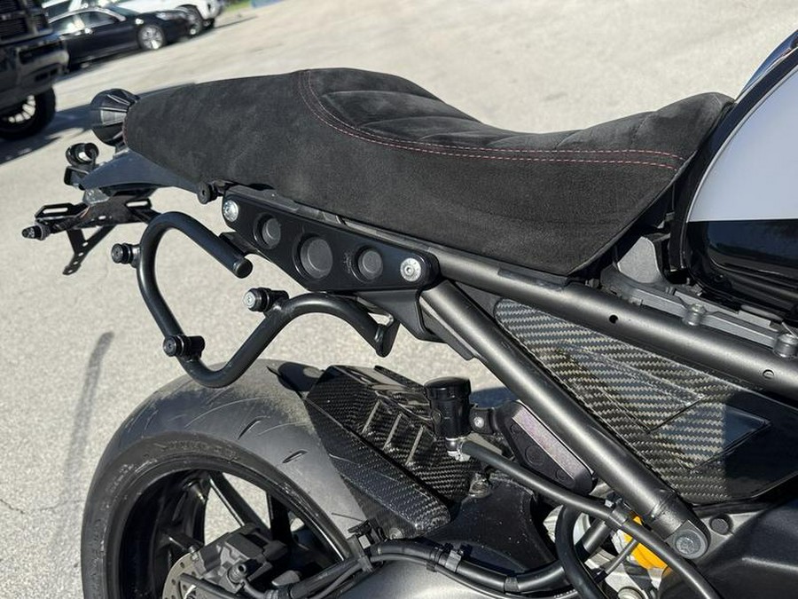 2016 Yamaha XSR900™ Abarth