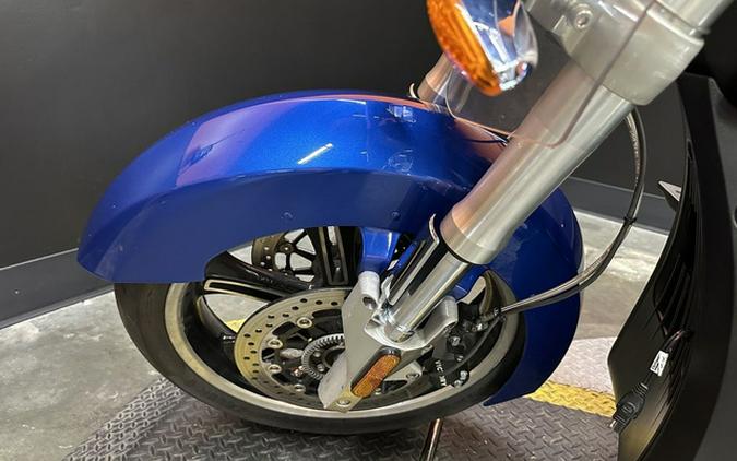 2012 Victory Motorcycles Cross Roads Classic LE