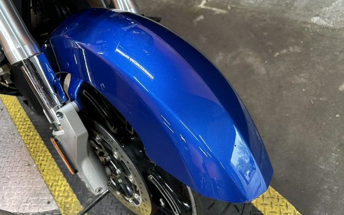 2012 Victory Motorcycles Cross Roads Classic LE