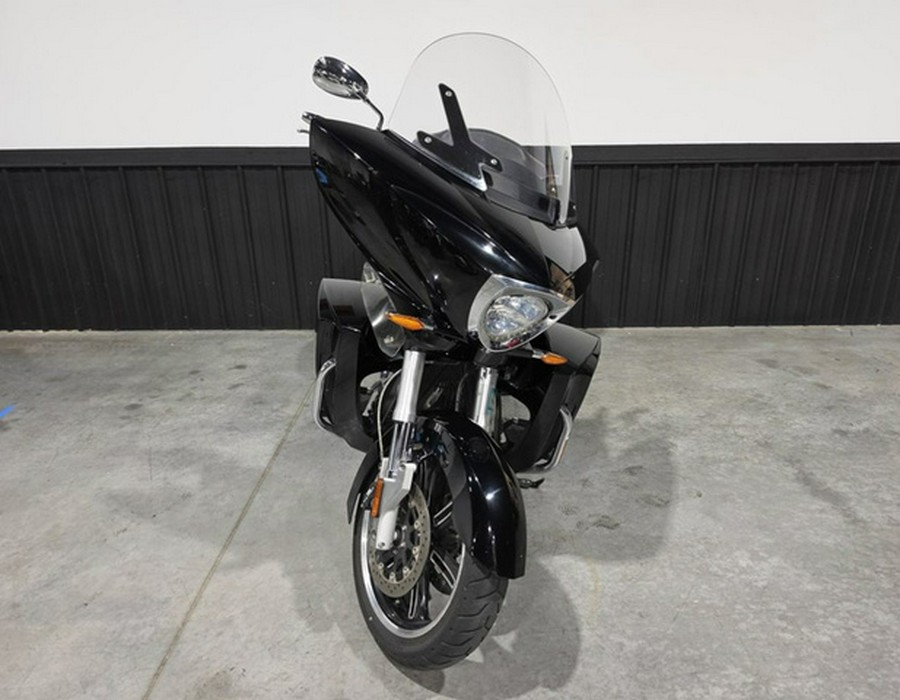 2015 Victory Motorcycles Cross Country Tour