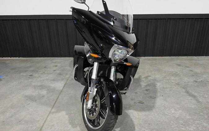 2015 Victory Motorcycles Cross Country Tour