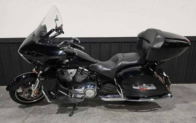 2015 Victory Motorcycles Cross Country Tour
