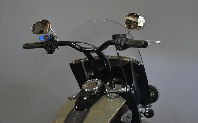 2021 Harley-Davidson Heritage Classic 114 Deadwood Green/Vivid Black