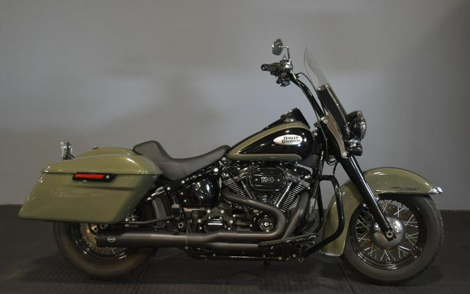 2021 Harley-Davidson Heritage Classic 114 Deadwood Green/Vivid Black