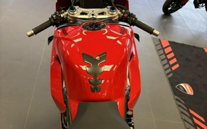 2022 Ducati Panigale V4 S Ducati Red