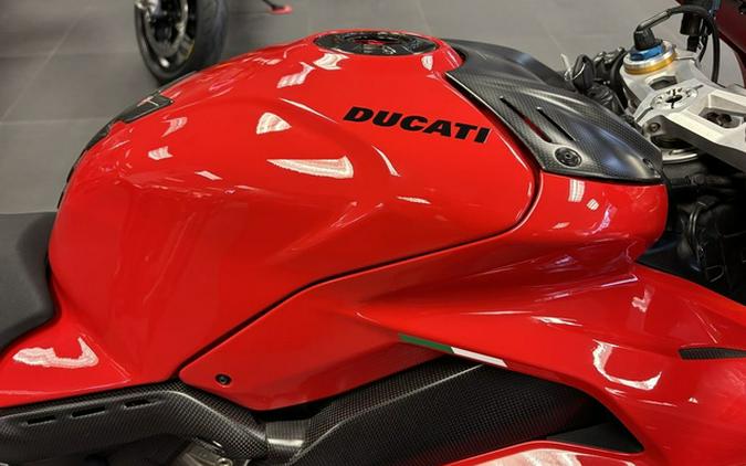 2022 Ducati Panigale V4 S Ducati Red