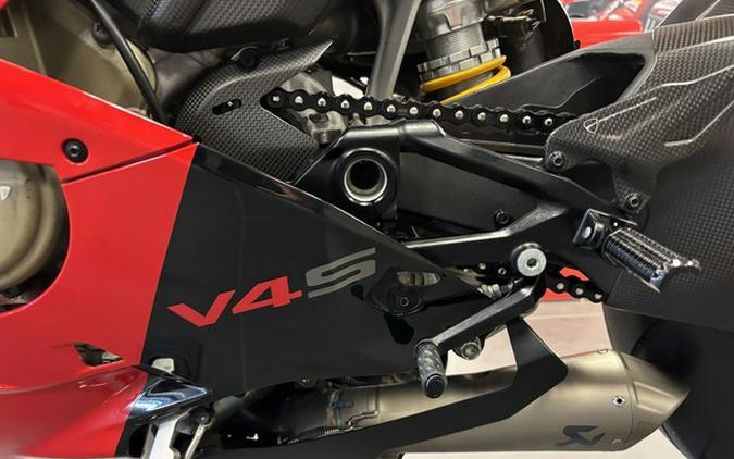 2022 Ducati Panigale V4 S Ducati Red
