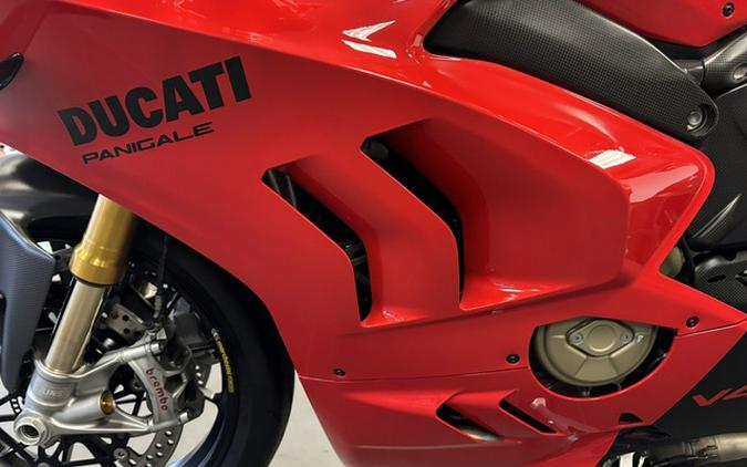2022 Ducati Panigale V4 S Ducati Red