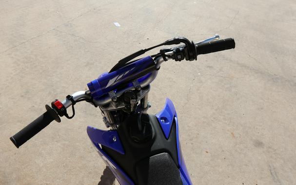 2027 YAMAHA TT-R110E