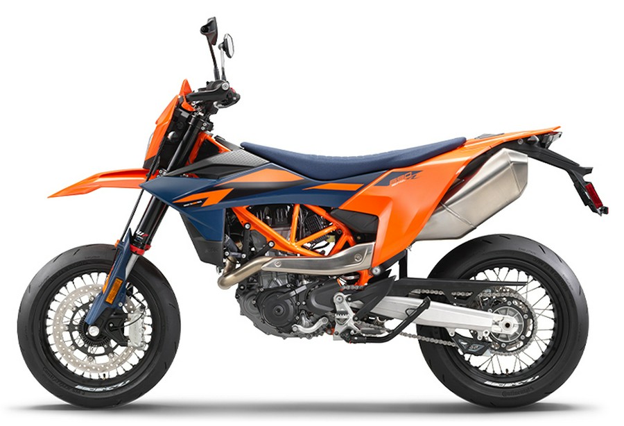 2026 KTM SMC 690 R