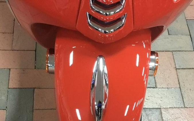 2023 Vespa Primavera 50 Red