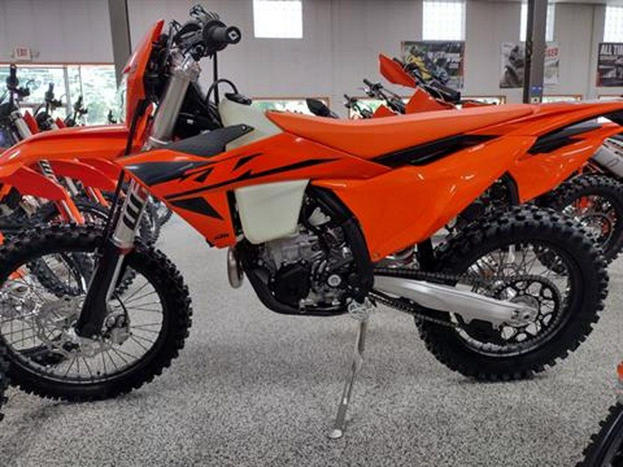 2025 KTM 450 XCF-W
