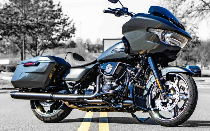 FLTRX 2025 Road Glide®