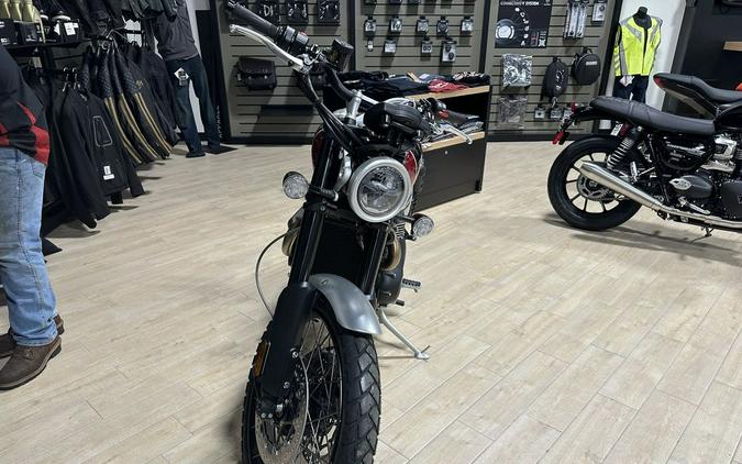 2023 Triumph Scrambler 1200 XC Carnival Red / Jet Black