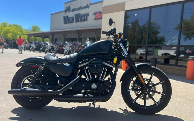 2022 Harley-Davidson Iron 883 Review [Air-Cooled Sportster]