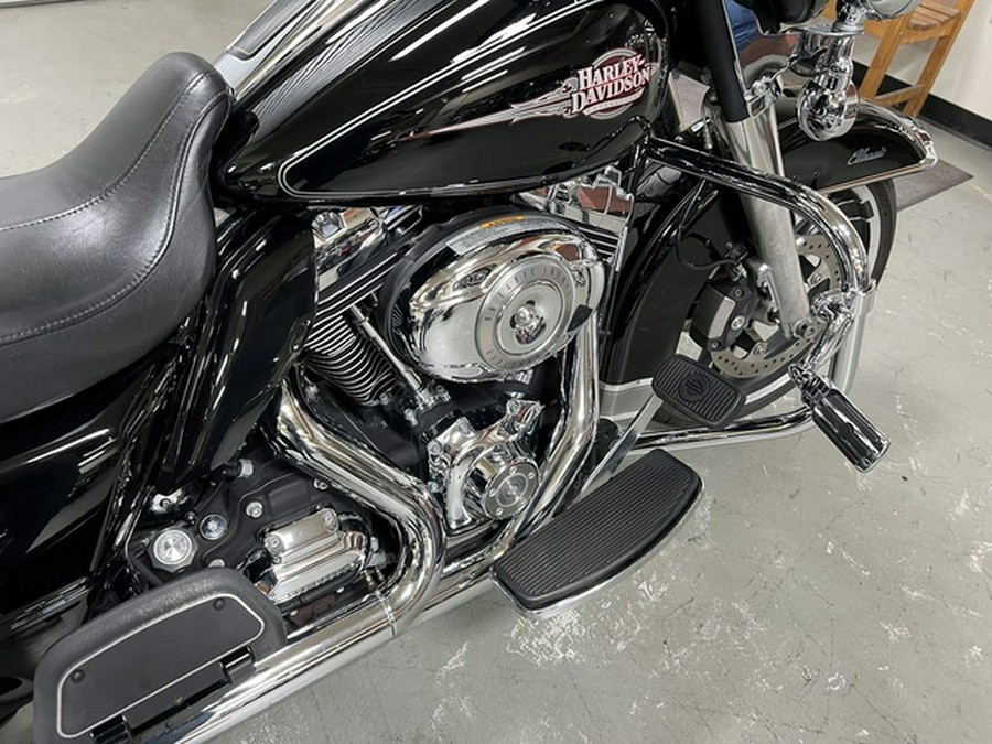 2010 Harley-Davidson FLHTC - Electra Glide Classic