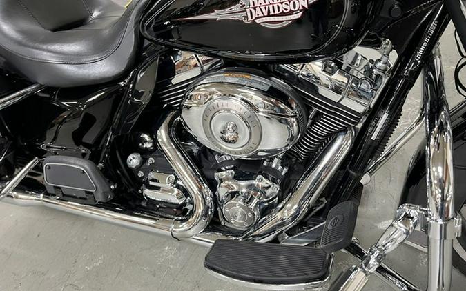 2010 Harley-Davidson FLHTC - Electra Glide Classic