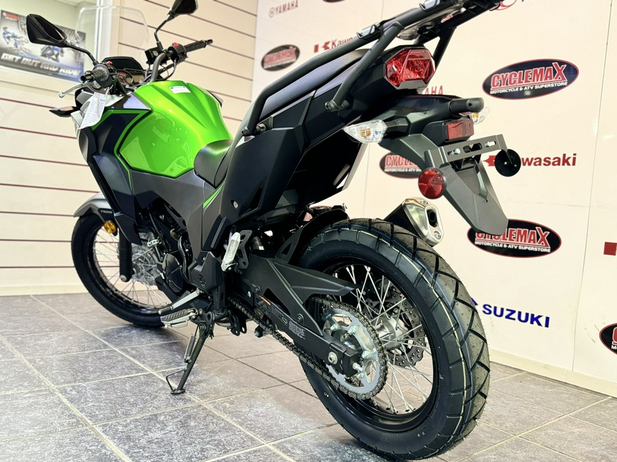 2025 Kawasaki Versys-X 300 ABS Candy Lime Green/Metallic Flat Spark Black - DA19219
