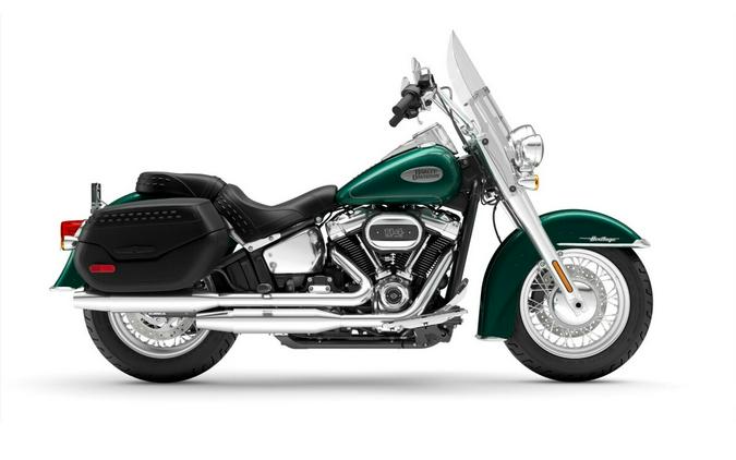 Harley-Davidson Heritage Classic 2024 FLHCS 84387858 ALPINE GREEN W/ PINSTRIPE