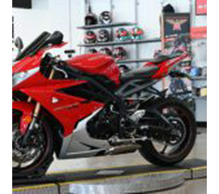 2016 Triumph Daytona 675